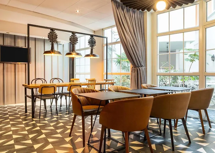 Hotel ibis Paris Ornano Montmartre Nord 18ème